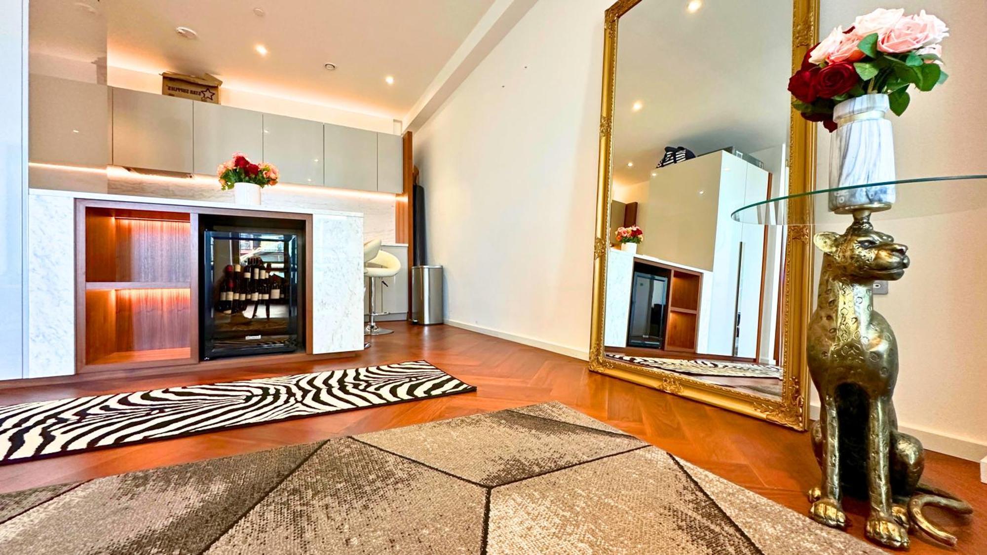 Lavish Penthouse River View Fast Wifi - Luxurylondonstays Extérieur photo